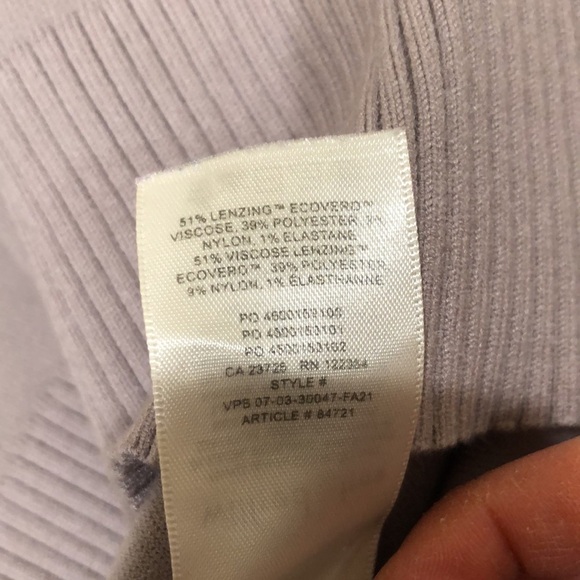 Aritzia Wilfred Sweater Size Large Dusty Purple - Picture 7 of 11